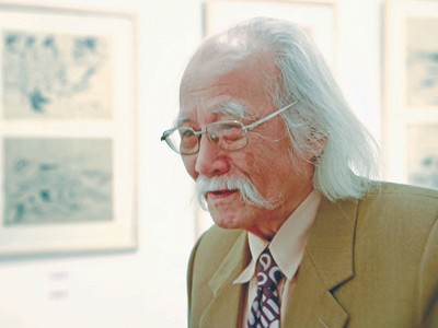 Lão họa sĩ Tôn Đức Lượng và công nghệ 'vỗ bản nhũ'