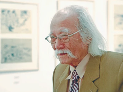 Lão họa sĩ Tôn Đức Lượng và công nghệ 'vỗ bản nhũ'