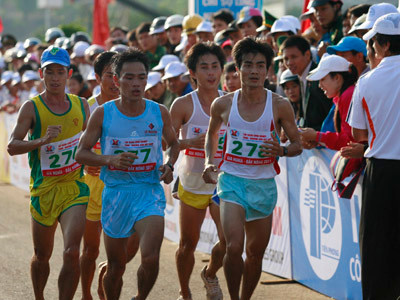 Hấp dẫn và kịch tính