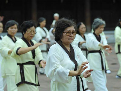 Nguy cơ gãy xương ở người có tuổi