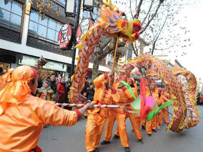 Tưng bừng sắc xuân Á Châu