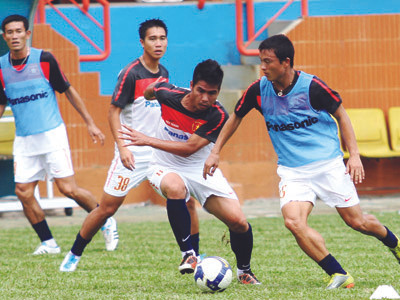 Chuyện gì đang diễn ra ở tuyển Việt Nam?