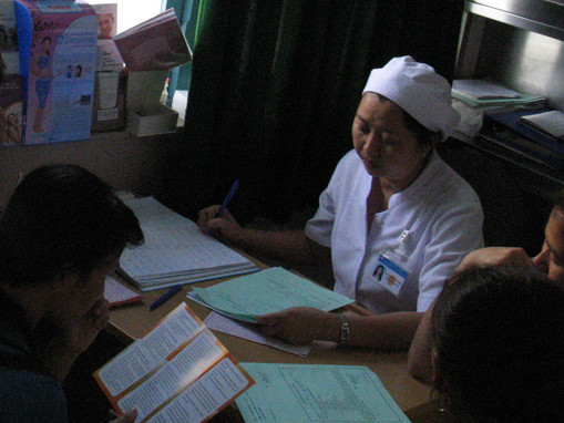 Nguy cơ từ thuốc và vòng tránh thai