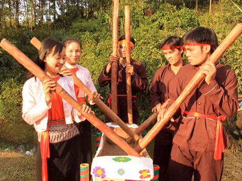 Tục đâm đuống: Cuộc hòa nhạc bằng cối giã gạo