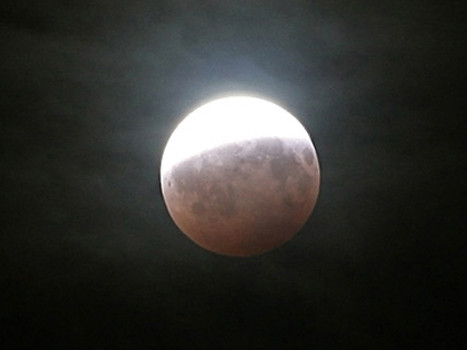 Hôm nay Việt Nam đón siêu nguyệt thực