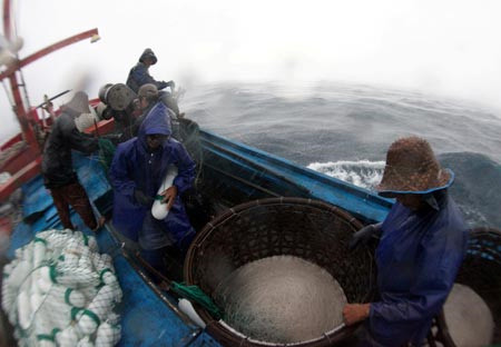 9 ngư dân gặp nạn tại quần đảo Trường Sa