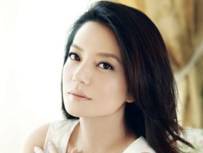 Triệu Vy bác bỏ tin đồn phẫu thuật thẩm mỹ