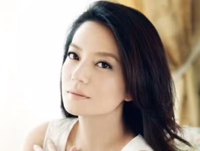 Triệu Vy bác bỏ tin đồn phẫu thuật thẩm mỹ