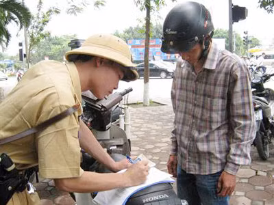Có thể tăng gấp đôi mức xử phạt vi phạm giao thông