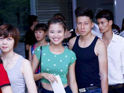 Đôi tình nhân học hai trường ĐH ở Next Top Model