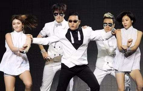 Psy bị ‘ném đá’ vì hét cát-xê trên trời