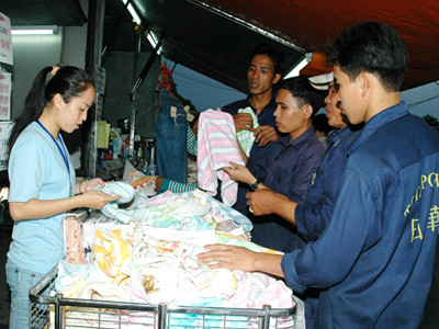 Lo Tết cho công nhân, người nghèo