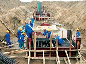 Quốc hội thảo luận Luật Đầu tư công: Miễn nhiệm nếu đầu tư sai