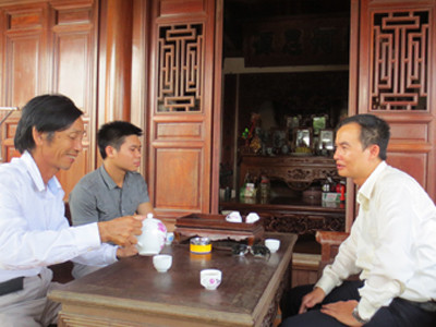 Nông dân ‘chơi’ nhà gỗ tiền tỷ