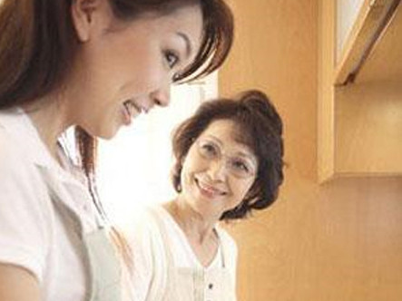 Bỏ 18-20 triệu đồng thuê người yêu về Tết