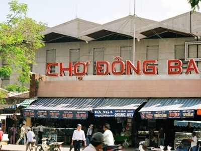 Cuối thu đi chợ Đông Ba