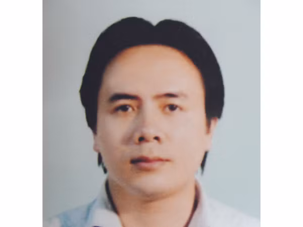 Cán bộ ngân hàng "đốt" 45 tỷ đồng vào cá độ