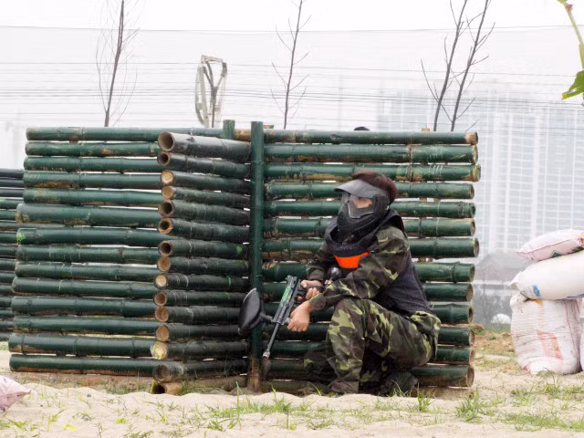 Giới trẻ Hà thành đổ xô đi đánh trận giả