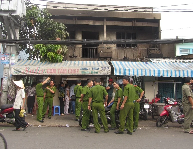 Hai ông cháu chết thảm trong 'biển lửa'