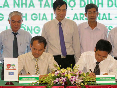 Đại gia Việt lại theo nhau đổ tiền nuôi bóng đá