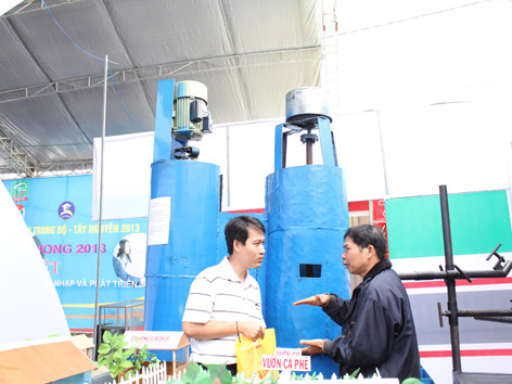 Nông dân tự chế “thủy điện xanh”