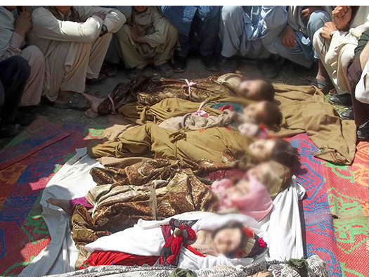 Thi thể của 11 em bé thiệt mạng trong trận không kích của NATO hôm 6/4