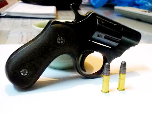 Nổ súng giải cứu chủ tịch phường