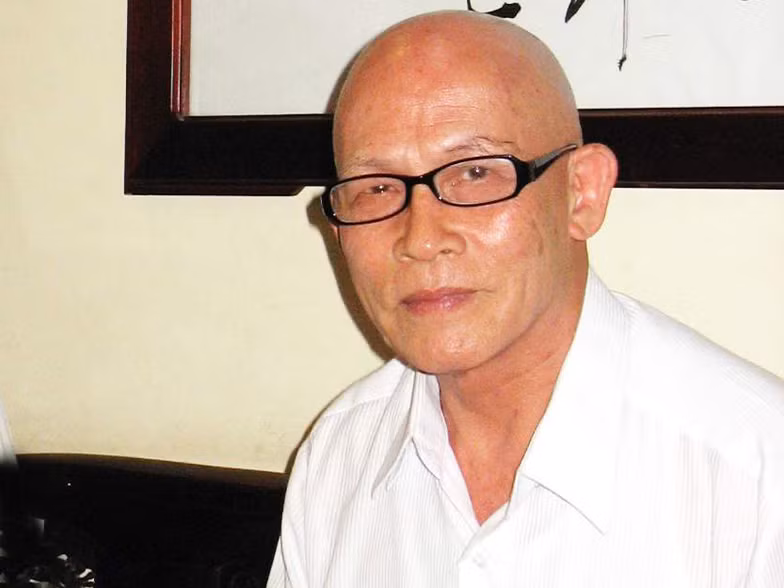 Báo chí đi cùng nhân dân