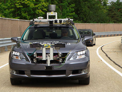 Toyota phát triển hệ thống xe tự lái mới