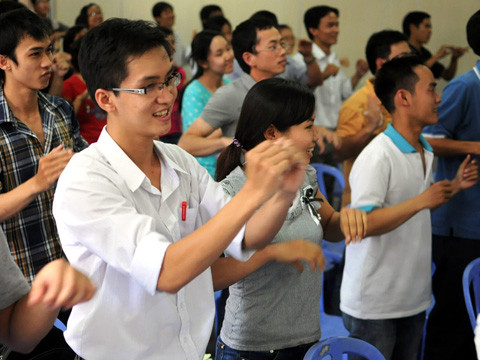 Tham gia các khóa học kỹ năng giúp bạn trẻ định hướng tư duy, hành động tích cực hơn. Ảnh: Q.M