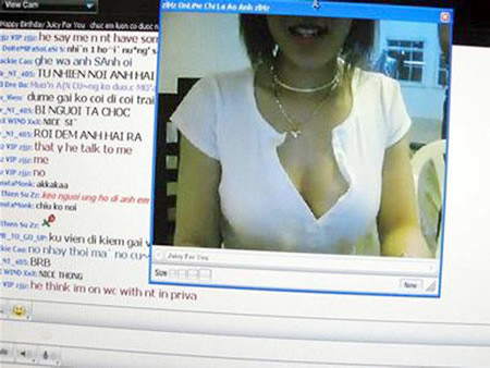 Báo động chat sex