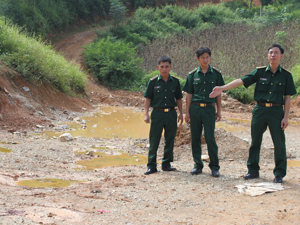 Gặp tổ công tác Biên phòng trực tiếp bắt Lê Văn Luyện