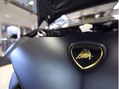 5 năm nữa mới có xe SUV Lamborghini