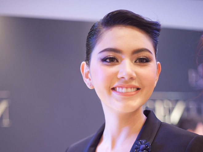 Hot girl 'Tình người duyên ma' xuất hiện đầy nam tính