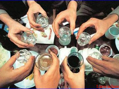 Có sự kỳ thị với người không biết uống rượu