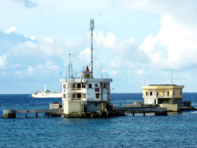 Mặn mòi nước mắt Biển Đông