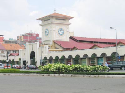 Thành phố bốn thập niên