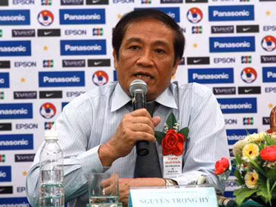 Chủ tịch VFF: Một bàn tay che cả bầu trời?