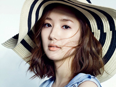 Người đẹp 'dao kéo' xứ Hàn đẹp long lanh