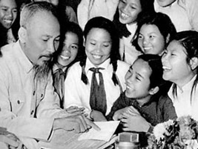 Xuân về nhớ Bác nhiều hơn