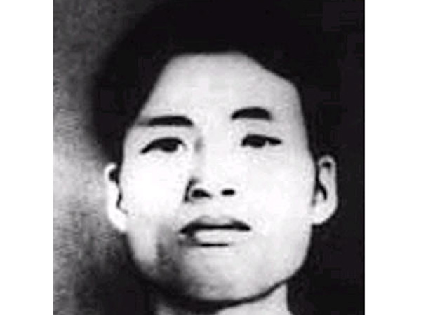 Sáng mãi tinh thần 'Tự chỉ trích'