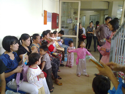 Nhiều gia đình phải trả phí