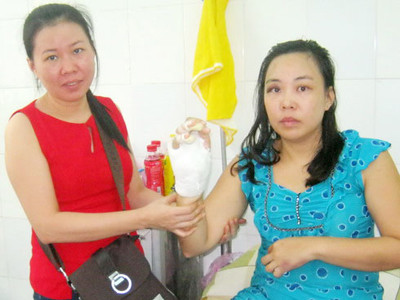 Phó phòng tài nguyên bị tố đánh vợ gãy tay