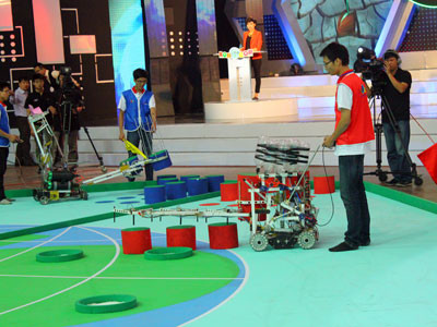 6 đội Lạc Hồng vào VCK Robocon 2013