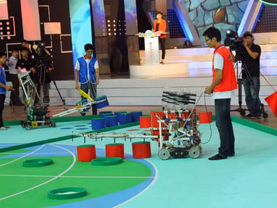 6 đội Lạc Hồng vào VCK Robocon 2013