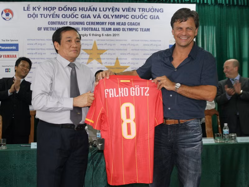 Nhập gia tùy tục