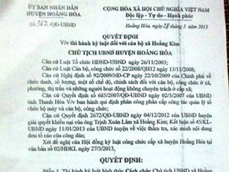 Thanh Hóa: Cách chức Chủ tịch xã dùng bằng giả