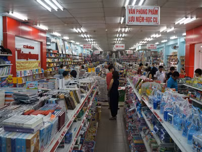 Năm học mới, Nhà sách Tiền Phong khuyến mại, giảm giá, tặng quà...