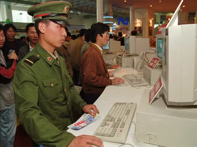 Trung Quốc có thể mua Facebook