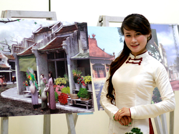 Bóng thiếu nữ bên một Hà Nội trong mơ